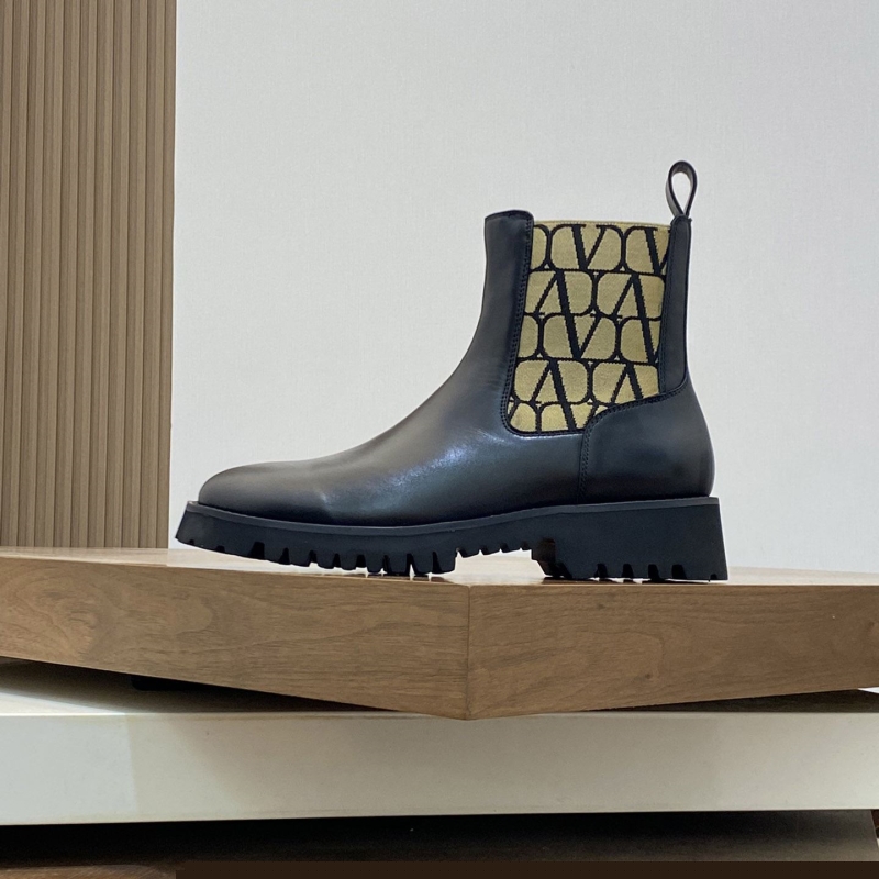 Valentino Sneakers